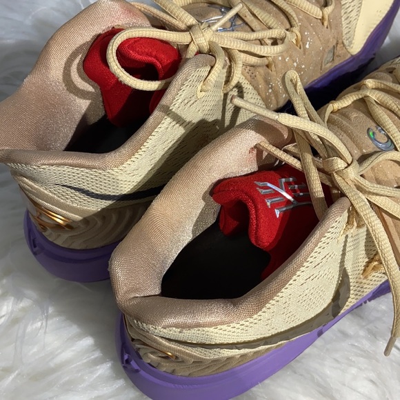 Nike Kyrie 5 Concepts Ikhet Kyrie Irving Collaboration - Picture 7 of 15